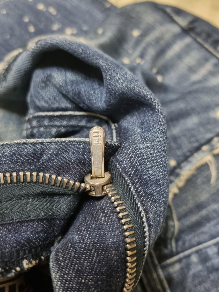 YKK-부자재-리리지퍼-람포지퍼-지퍼3대장-아이디얼지퍼-왈데스-스코빌-탈론-유니버설-엑셀라-지퍼를-알면-보는눈이-달라진다