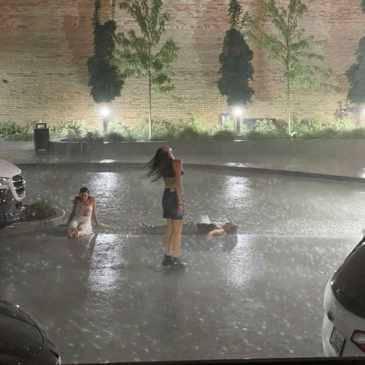 오히려 비가 기다려진다 커버이미지