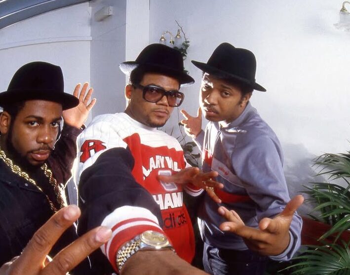 그래, 힙합으로 돈 좀 벌었어 커버이미지