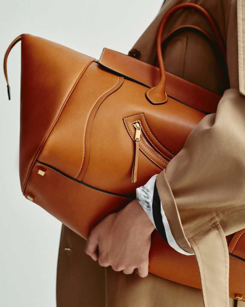 셀린느-피비파일로-마이클라이더-다니엘리-버버리-마티유블라지-샤넬-황록-로크-마이클라이더-셀린느-유니안-피터도-보테가-베네타