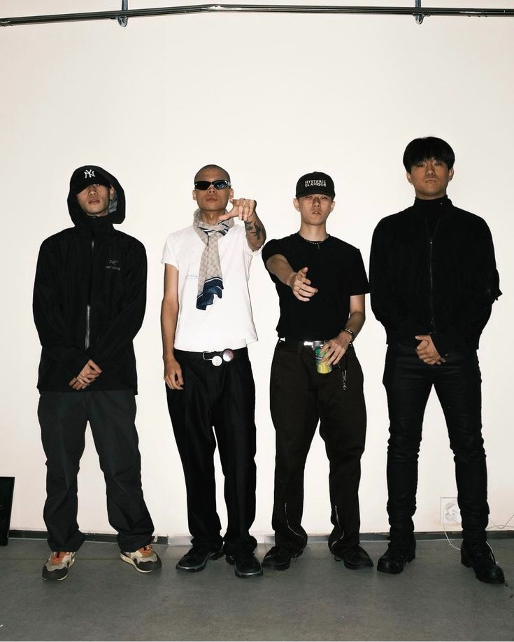 오카시, 스윙스