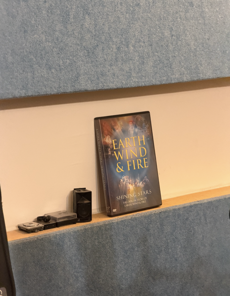 This image has an empty alt attribute; its file name is -2026-03-25--5.34.25-796x1024.png