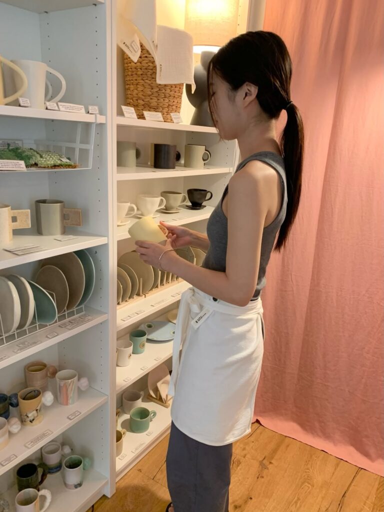 도자기-그릇-식기-시유하다-너븐재-롬아카이브-수풀-무의미