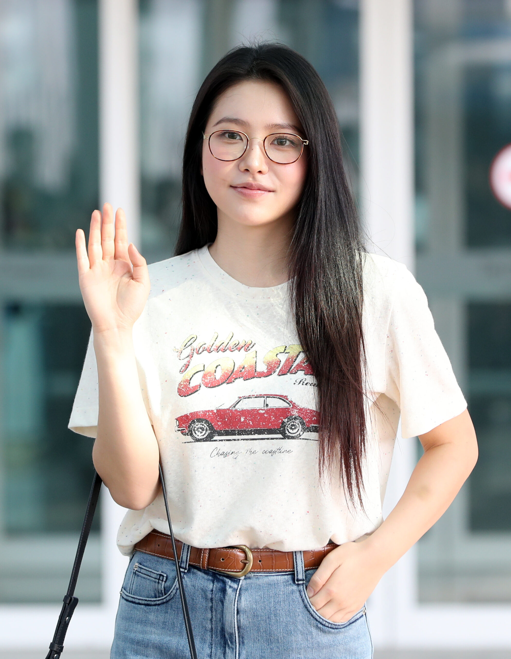 예리가 쓴 안경, 어디 거지? 커버이미지
